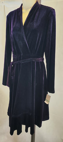 Gabby Skye Women's Velvet Robe