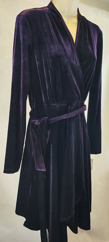 Gabby Skye Women's Velvet Robe