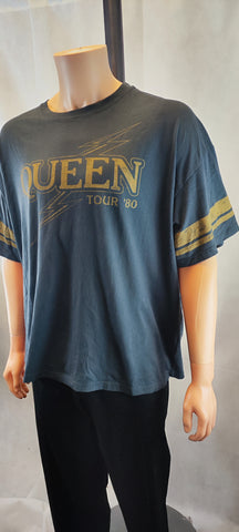 Daydreamer Women's Queen Tour '80 One Size Tee