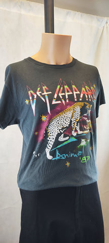 DayDreamer Women's Def Leppard Animals '87 Tour T-Shirt