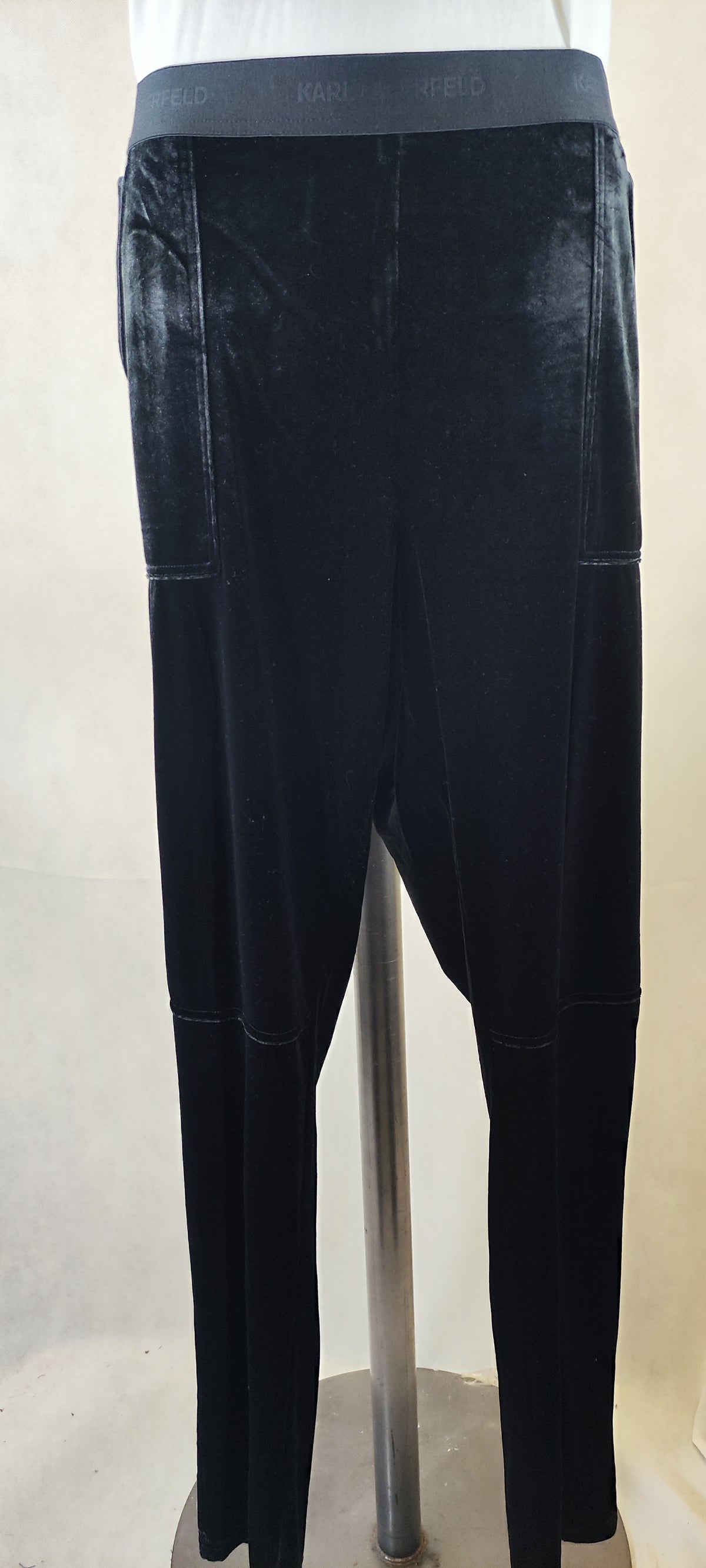 Karl Lagerfeld Women's Black Sweatpants